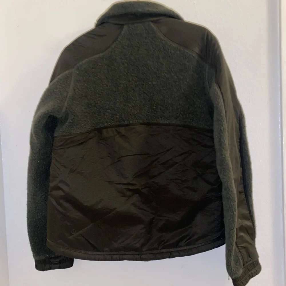 Lululemon Go Cozy wool blend tech jacket Size 6 forest green - Picture 8 of 9